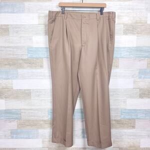 NIKE GOLF Pleated Dri Fit Dress Pants Beige Twill Cuffed Work Office Mens 40x30